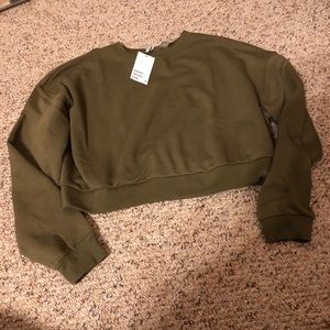 H&M sweatshirt NWT